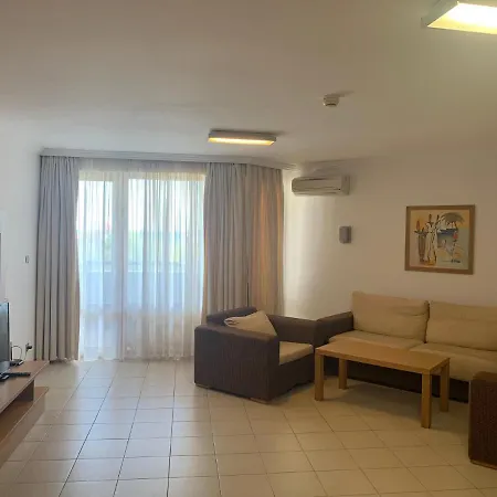 Kalina Private In Emerald Resort, Appartement Ravda
