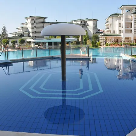 Kalina Private In Emerald Resort, Appartement *